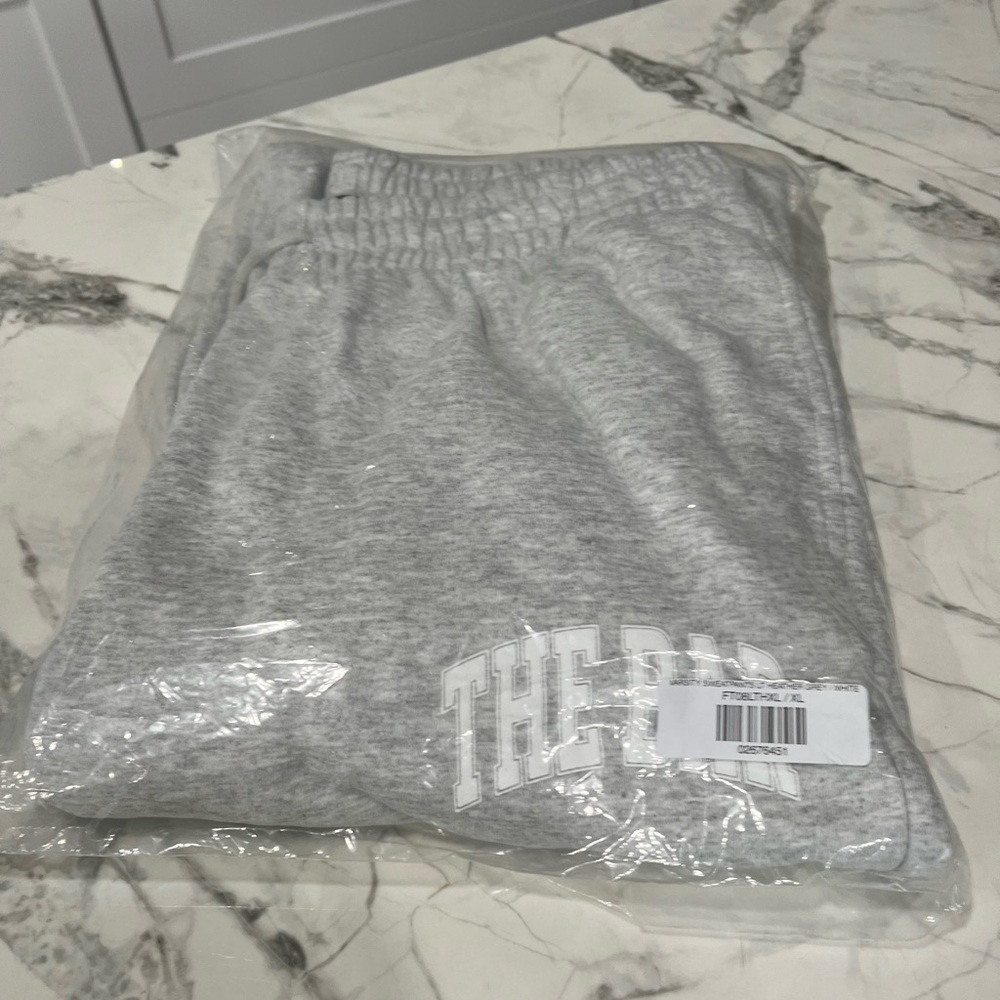 Brand NEW, In The Original Package, Always “SOLD OUT”,Grey, The Bar Sweatpants - Picture 4 of 9